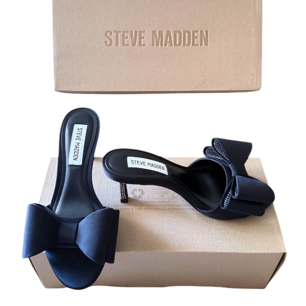 Steve Madden Black Bow Slide Sandals. Size:6